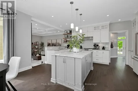 9 Coachman Crescent Ottawa ON K2S 1X8
