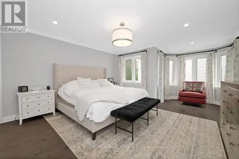 9 Coachman Crescent Ottawa ON K2S 1X8