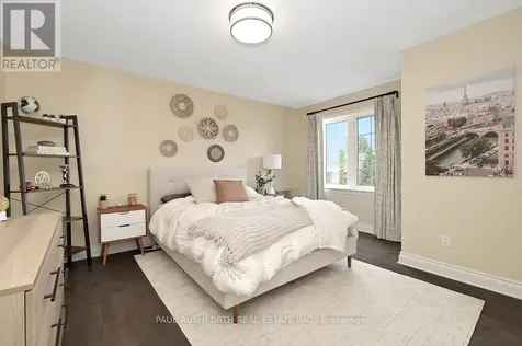 9 Coachman Crescent Ottawa ON K2S 1X8