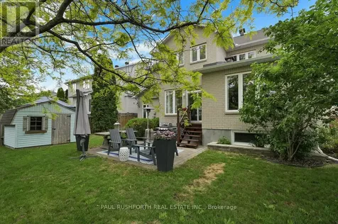 9 Coachman Crescent Ottawa ON K2S 1X8