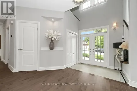 9 Coachman Crescent Ottawa ON K2S 1X8
