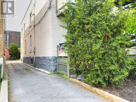 44 St. Andrew Street Ottawa ON K1N 5E9