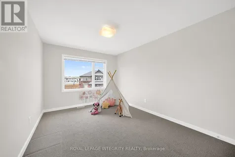 866 Quartet Avenue Ottawa ON K1X 0C6