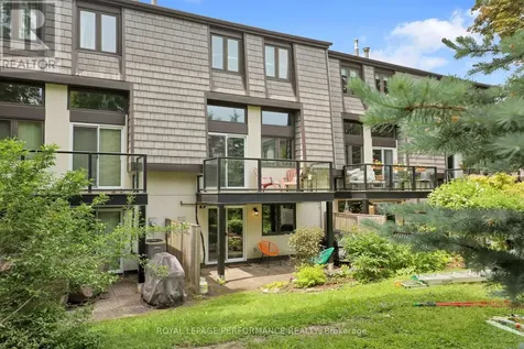 655 Richmond Road Ottawa ON K2A 3Y3