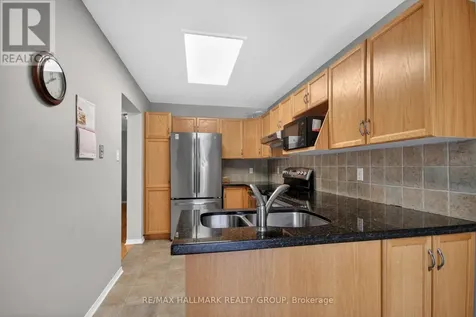 80 Scarlet Court Ottawa ON K1T 3R6