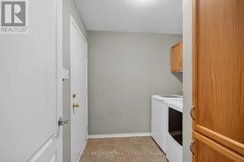 80 Scarlet Court Ottawa ON K1T 3R6