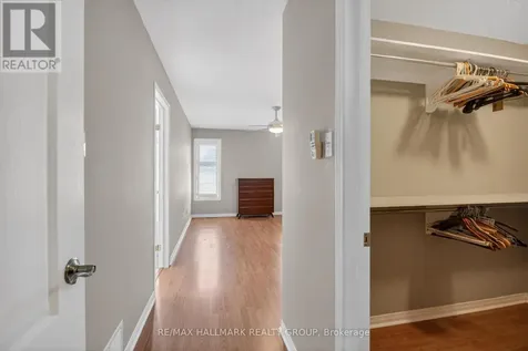 80 Scarlet Court Ottawa ON K1T 3R6