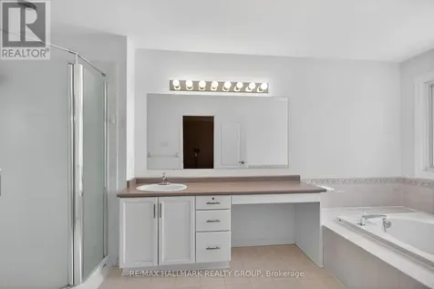 80 Scarlet Court Ottawa ON K1T 3R6