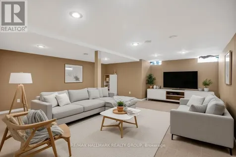 80 Scarlet Court Ottawa ON K1T 3R6