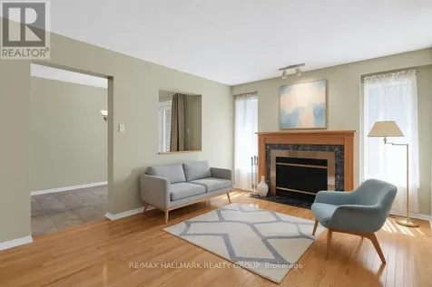 80 Scarlet Court Ottawa ON K1T 3R6