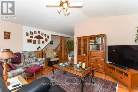 6617 Carriere Street Ottawa ON K1C 4T6