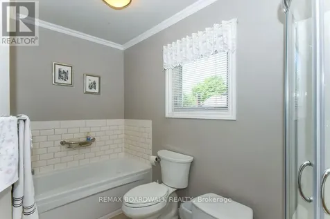 6617 Carriere Street Ottawa ON K1C 4T6