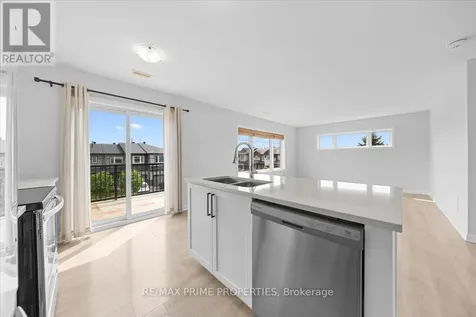 700B Amberwing Private East Ottawa ON K4A 5H5