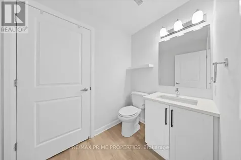 700B Amberwing Private East Ottawa ON K4A 5H5