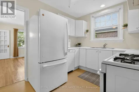 18 Harvard Avenue Ottawa ON K1S 4Z3