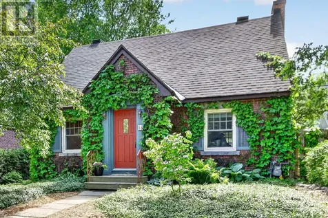 18 Harvard Avenue Ottawa ON K1S 4Z3