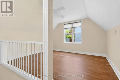18 Harvard Avenue Ottawa ON K1S 4Z3