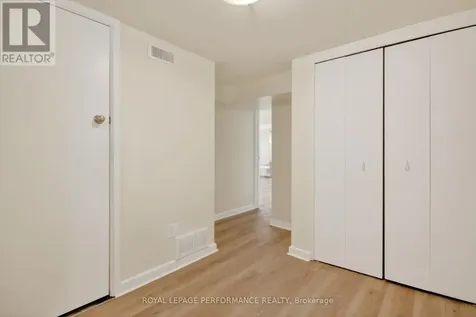 18 Harvard Avenue Ottawa ON K1S 4Z3