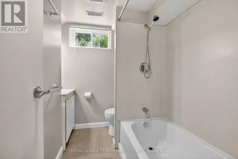 18 Harvard Avenue Ottawa ON K1S 4Z3