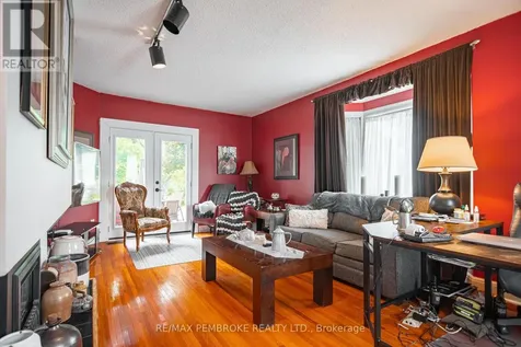 320 Mackay Street Pembroke ON K8A 1C7