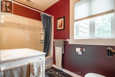 320 Mackay Street Pembroke ON K8A 1C7