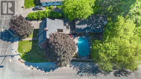 320 Mackay Street Pembroke ON K8A 1C7
