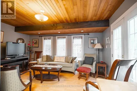 320 Mackay Street Pembroke ON K8A 1C7