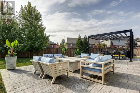 28 Martingale Terrace St. Thomas ON N5R 0H6