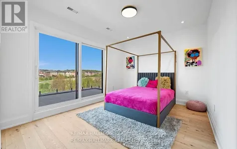 119 Pointon Street Aurora ON L4G 0G6