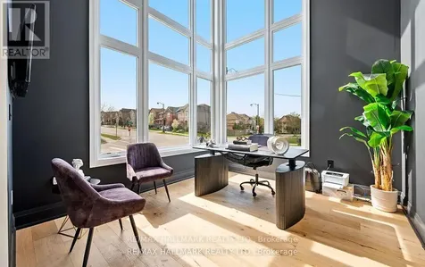 119 Pointon Street Aurora ON L4G 0G6