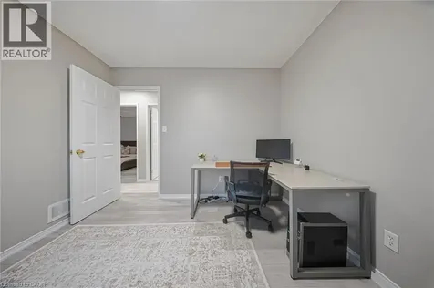 12 Holborn Drive Kitchener ON N2A 0A4