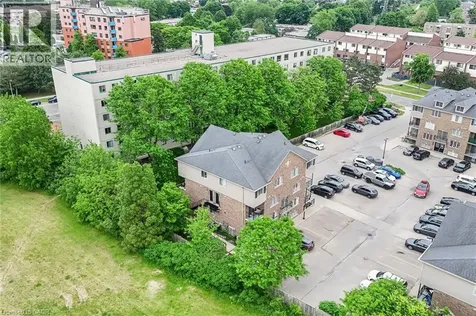 12 Holborn Drive Kitchener ON N2A 0A4