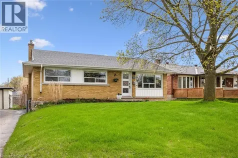 154 Oriole Street Waterloo ON N2J 2B4