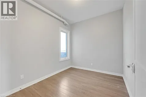 657 Barton Street East Hamilton ON L8L 3A3