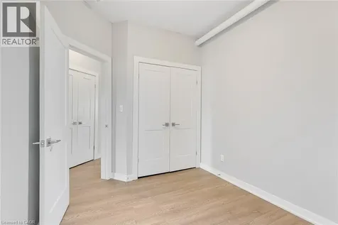 657 Barton Street East Hamilton ON L8L 3A3