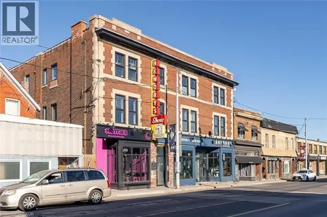 657 Barton Street East Hamilton ON L8L 3A3