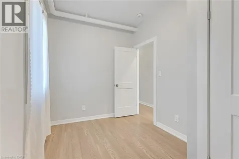657 Barton Street East Hamilton ON L8L 3A3