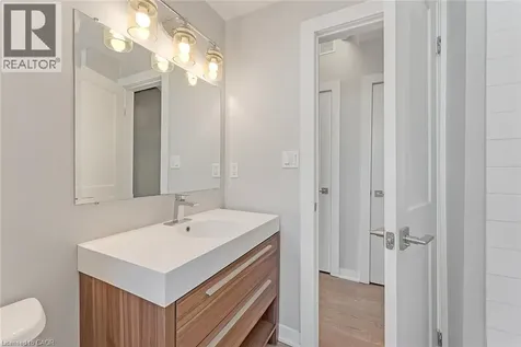 657 Barton Street East Hamilton ON L8L 3A3