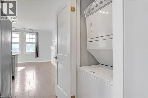 657 Barton Street East Hamilton ON L8L 3A3