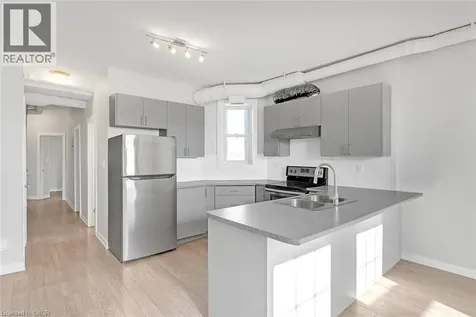 657 Barton Street East Hamilton ON L8L 3A3