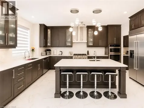 514 Bridgemill Crescent Kitchener ON N2A 0A3