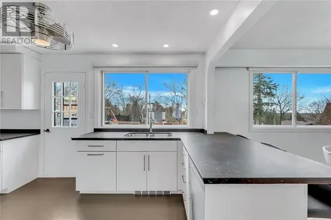 115 Windsor Crescent Greater Sudbury ON P3E 1Z6