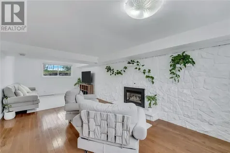 115 Windsor Crescent Greater Sudbury ON P3E 1Z6