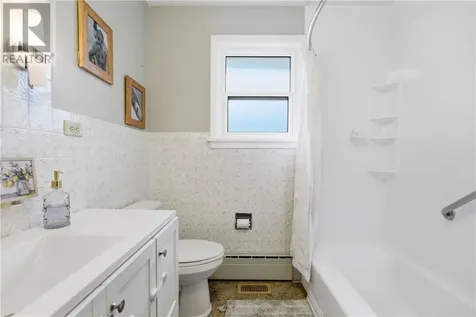 452 White Avenue Sudbury ON P3C 2G3