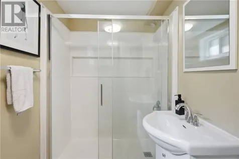 452 White Avenue Sudbury ON P3C 2G3