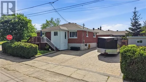 452 White Avenue Sudbury ON P3C 2G3