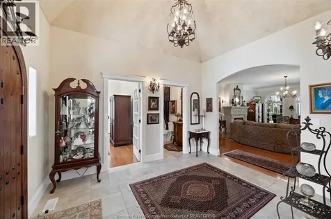 385 Bel Air Circle Lakeshore ON N8N 5H4