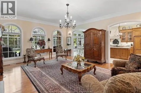 385 Bel Air Circle Lakeshore ON N8N 5H4