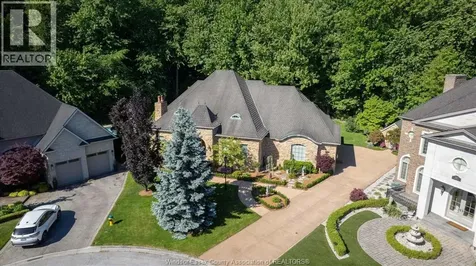 385 Bel Air Circle Lakeshore ON N8N 5H4