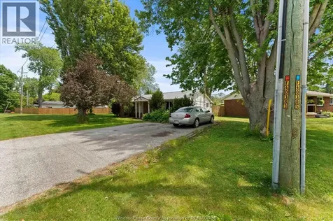 309 Bayview Crescent Kingsville ON N9Y 2J6